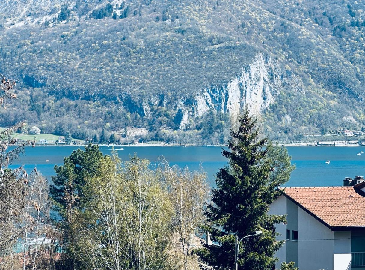 Lac Arte Postale Annecy Extérieur photo